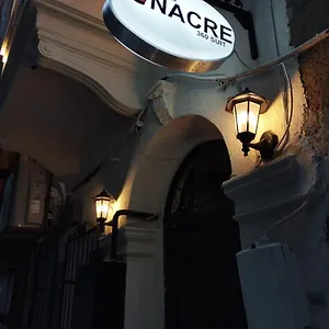 https://taksim-nacre-360-suit.istanbul-turkeyhotels.com